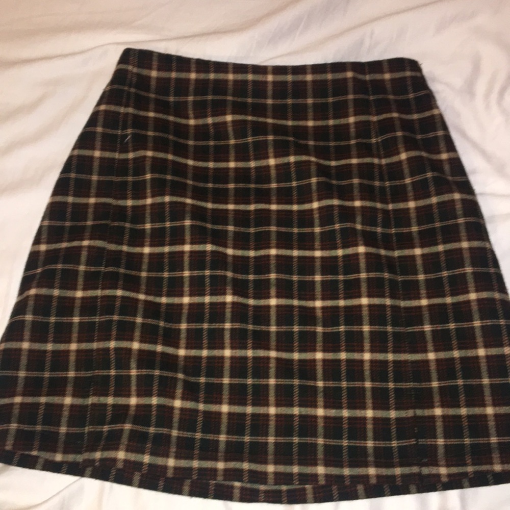 Never worn dark green plaid brandy Melville skirt